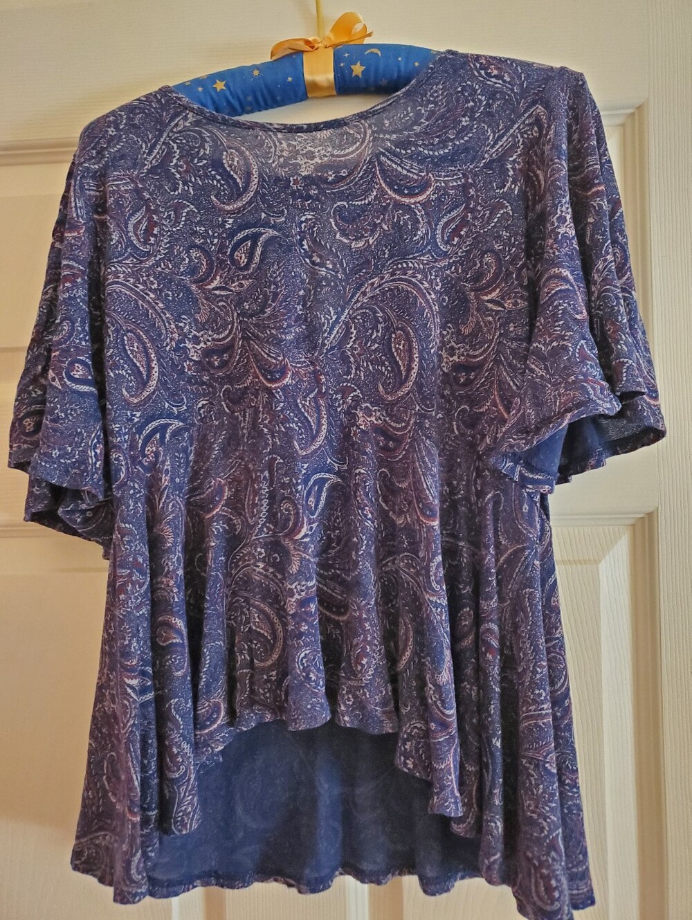 Lucky Brand Women's Top Paisley Flutter Sleeve High/Low Hem Jewel Neck SMALL